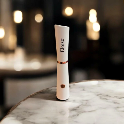 LAMPARA INALAMBRICA PARA UÑAS BLANCO Y BRONCE ELOISE