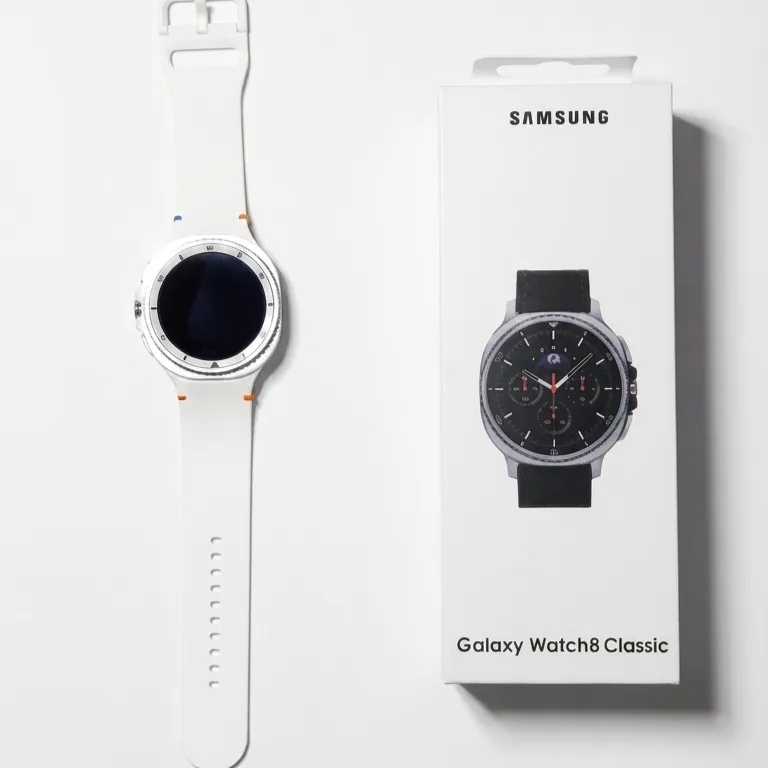 SAMSUNG GALAXY WATCH 8 CLASSIC